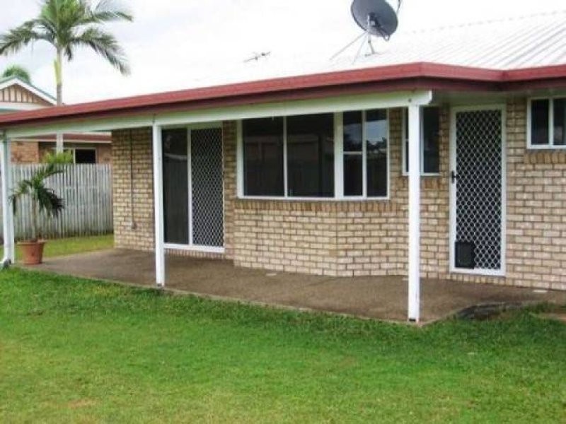 9 Ben Nevis Street, Beaconsfield QLD 4740