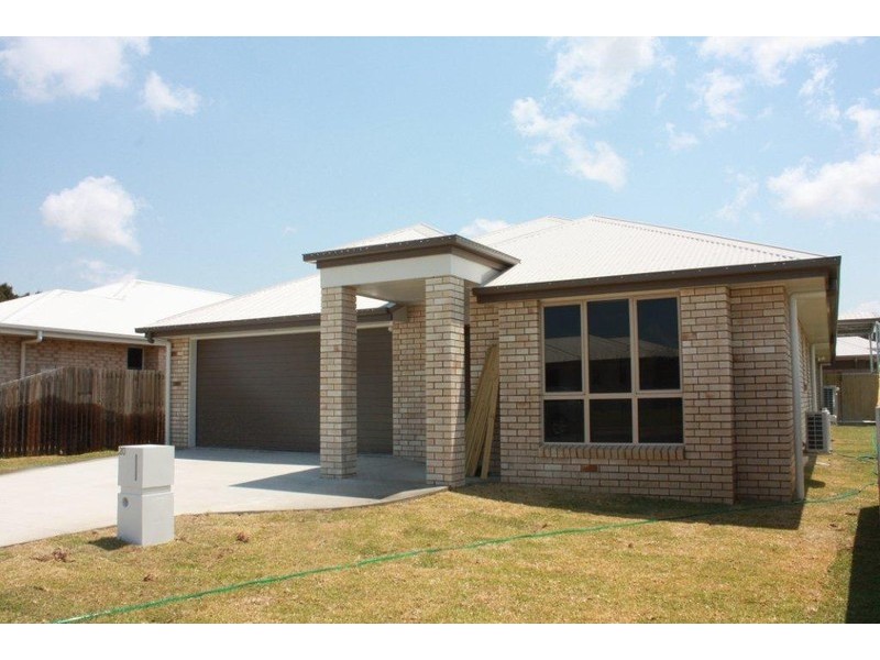 20 Rudd Street, Rural View QLD 4740