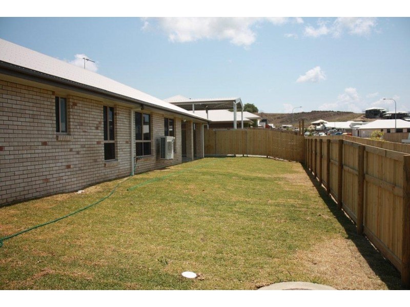 20 Rudd Street, Rural View QLD 4740