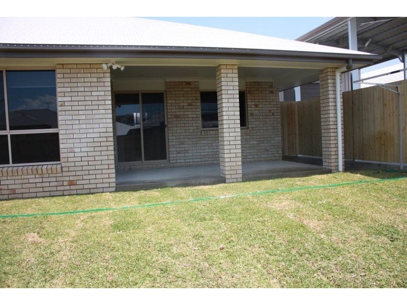 20 Rudd Street, Rural View QLD 4740