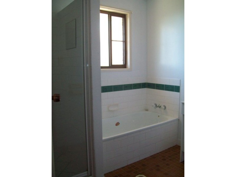 3 Christopher Court, Eimeo QLD 4740