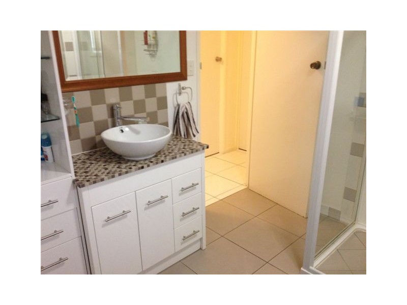 30 Thorning Street, West Mackay QLD 4740