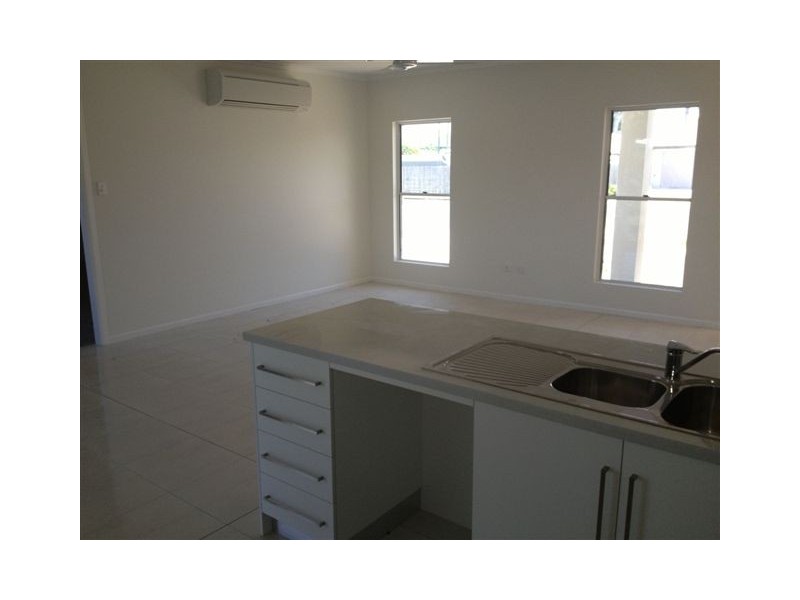 81 Field Street, West Mackay QLD 4740