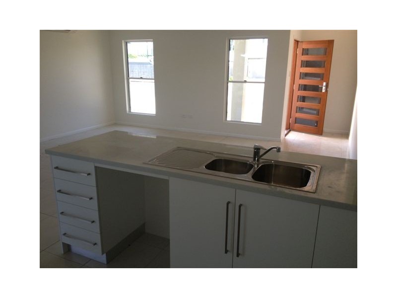 81 Field Street, West Mackay QLD 4740