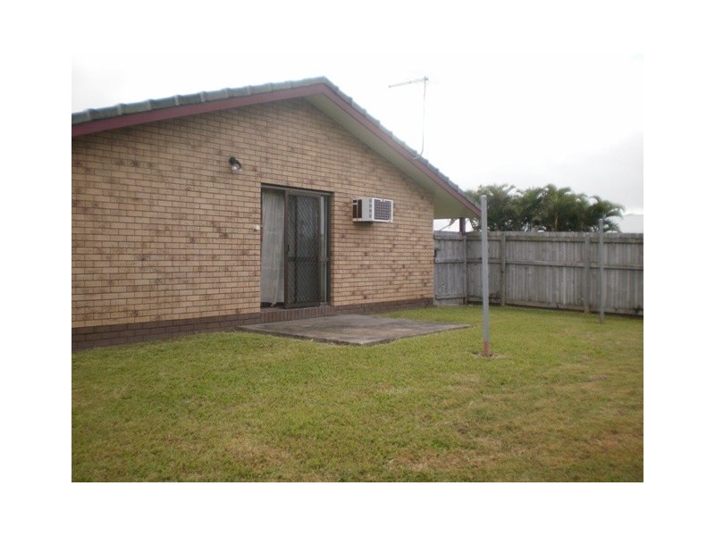 2/1 Novar Court, South Mackay QLD 4740