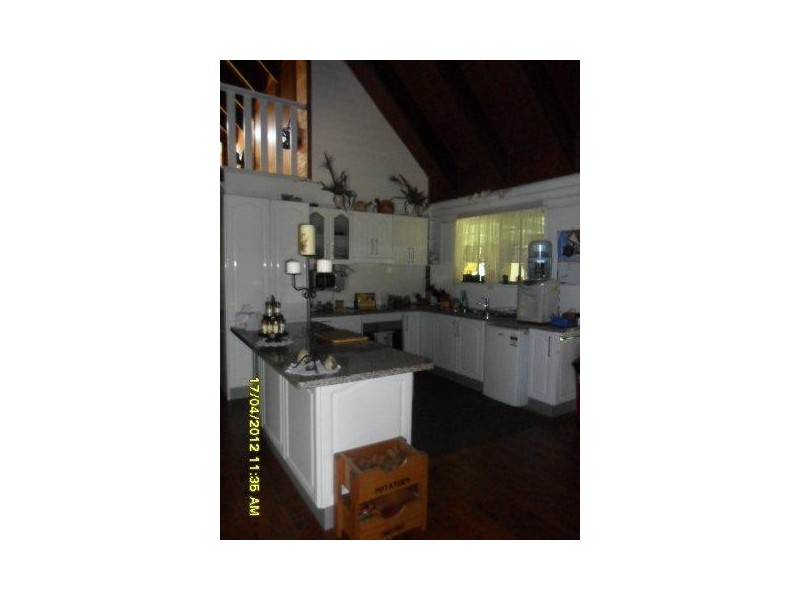 498 Gorge Rd, Finch Hatton QLD 4756