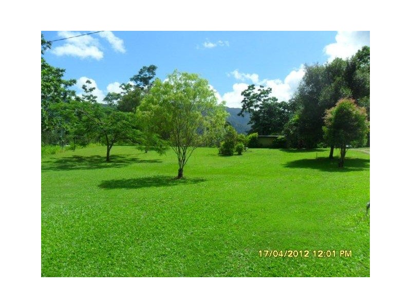 498 Gorge Rd, Finch Hatton QLD 4756