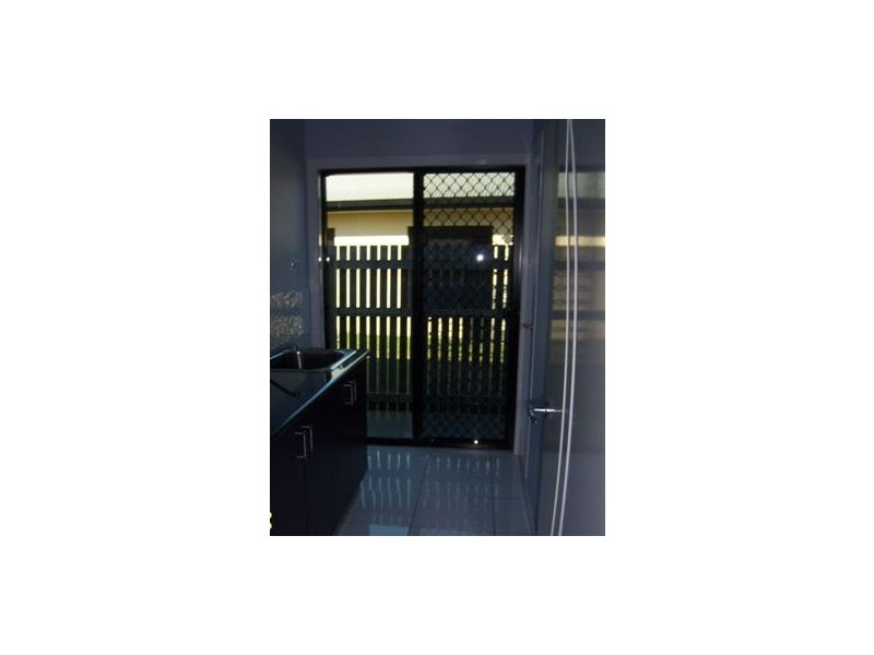 67 Victor Avenue, Glenella QLD 4740