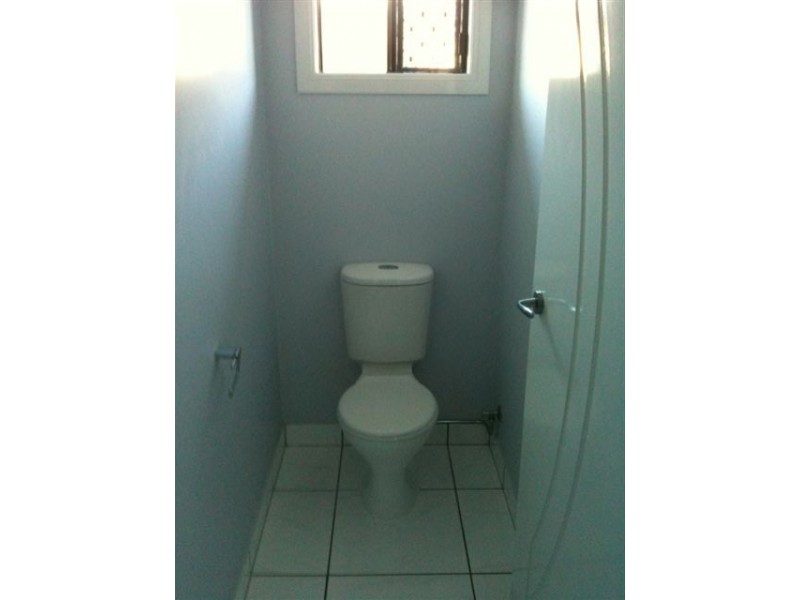 67 Victor Avenue, Glenella QLD 4740