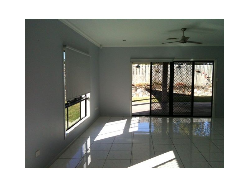 67 Victor Avenue, Glenella QLD 4740