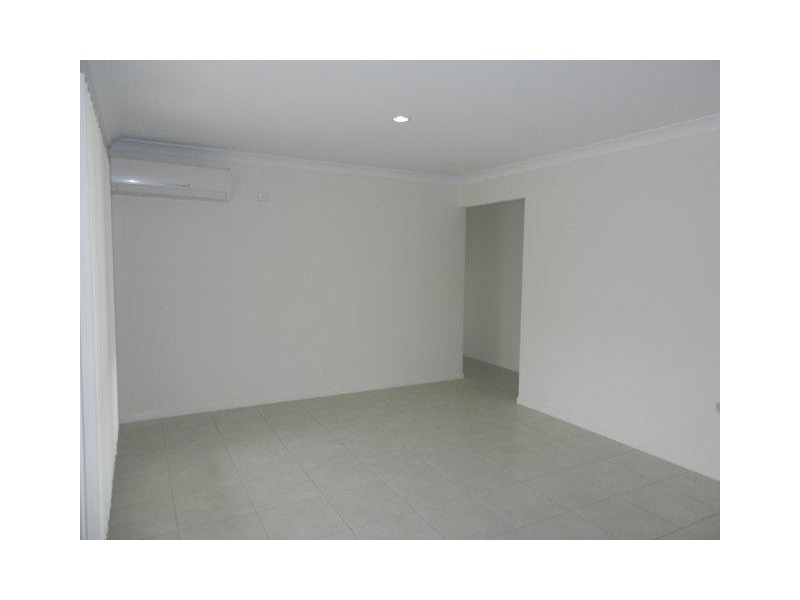 53 Newport Pde, Blacks Beach QLD 4740