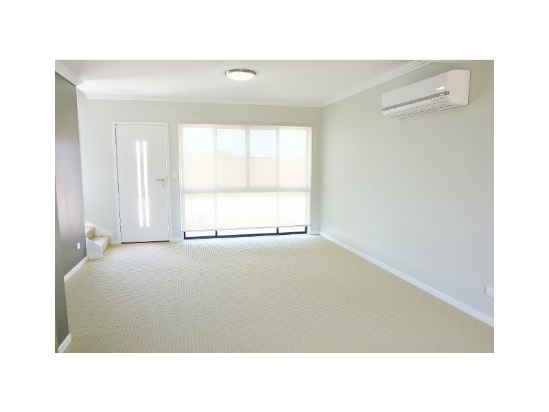 1 Coolum Court, Blacks Beach QLD 4740