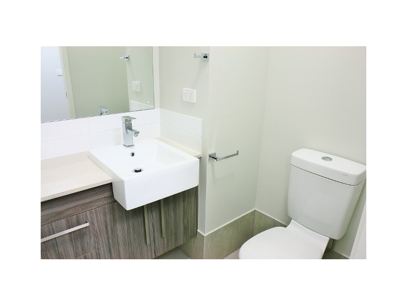 1 Coolum Court, Blacks Beach QLD 4740