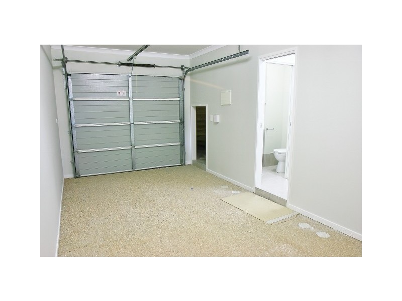1 Coolum Court, Blacks Beach QLD 4740