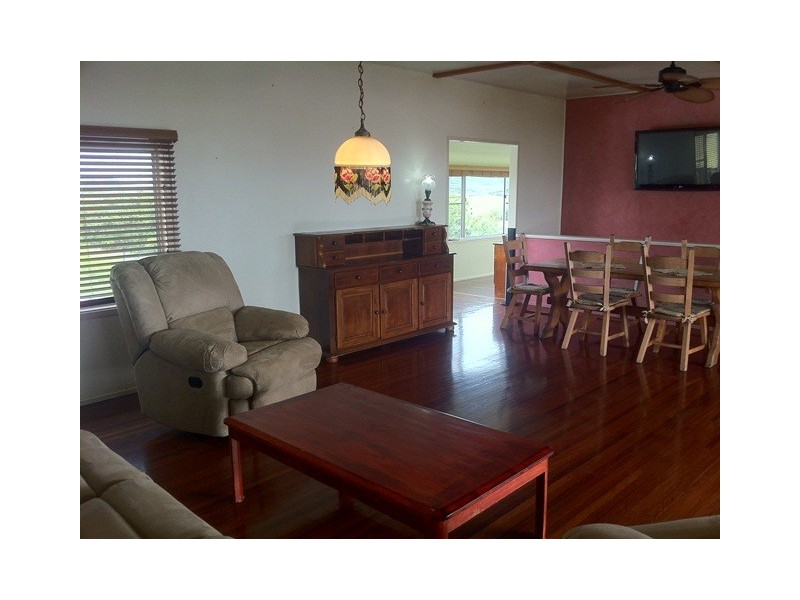31 Cooper Avenue, Campwin Beach QLD 4737