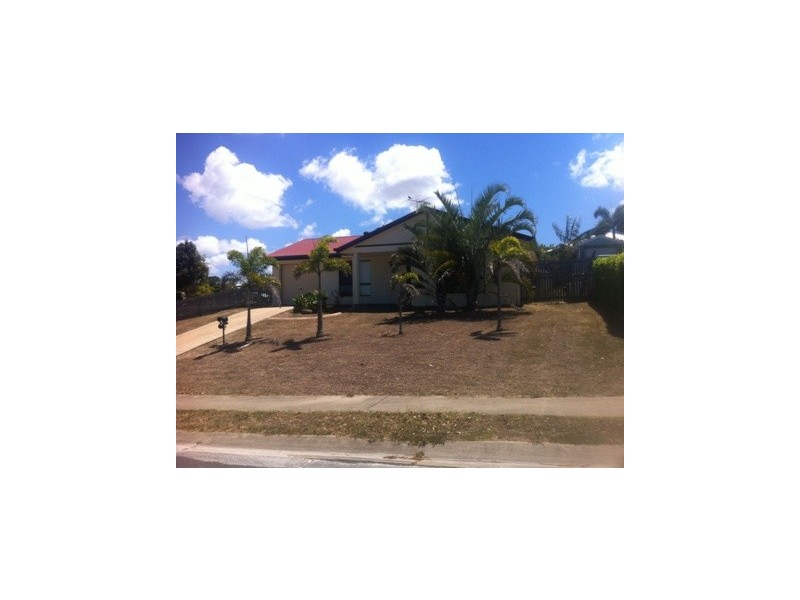 1 Avalon Drive, Eimeo QLD 4740
