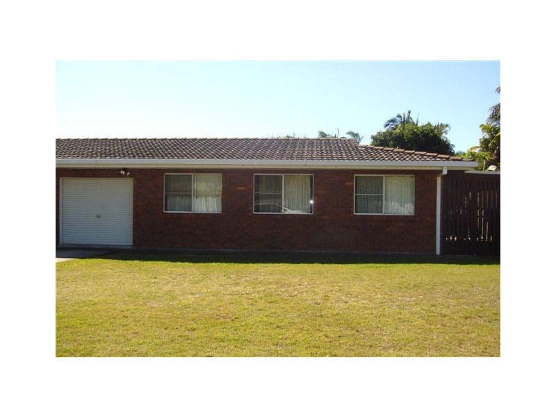 2/8 Fisher St, Bucasia QLD 4750