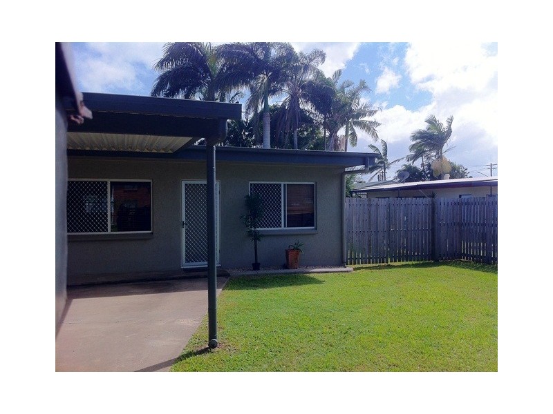 1/6 Dolby Court, North Mackay QLD 4740