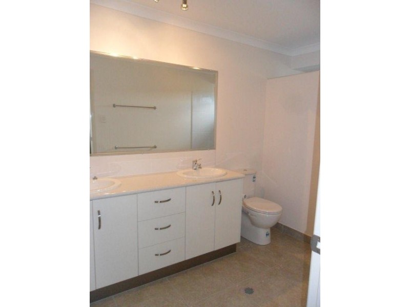 117 Old Mill Dve, Beaconsfield QLD 4740