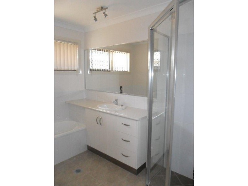 117 Old Mill Dve, Beaconsfield QLD 4740