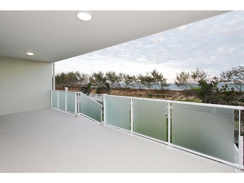 6 19 Marina Beach Parade, Mackay Harbour QLD 4740
