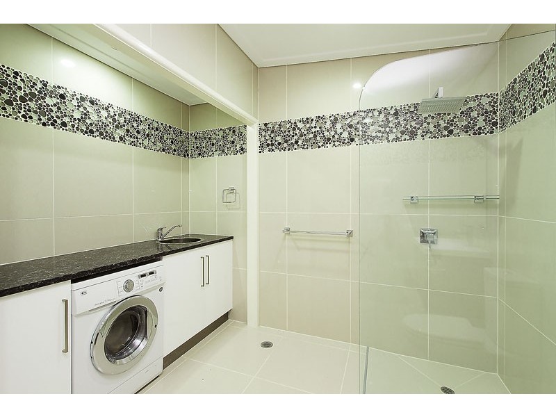 6 19 Marina Beach Parade, Mackay Harbour QLD 4740