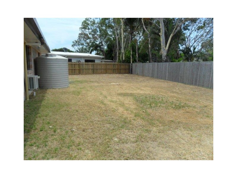7 PETREA CRT, Andergrove QLD 4740
