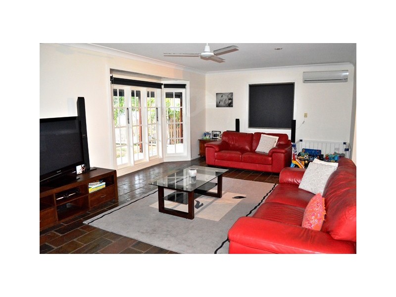 4 Gans Court, Eimeo QLD 4740