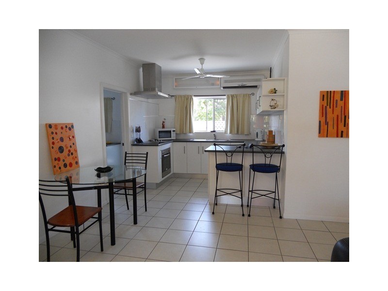 1/5 Symons Street, Mackay QLD 4740