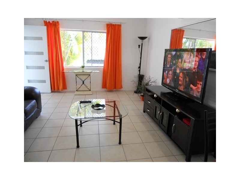 1/5 Symons Street, Mackay QLD 4740