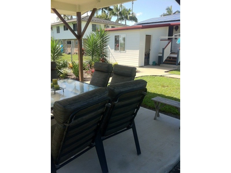 8 Mill Street, North Eton QLD 4741