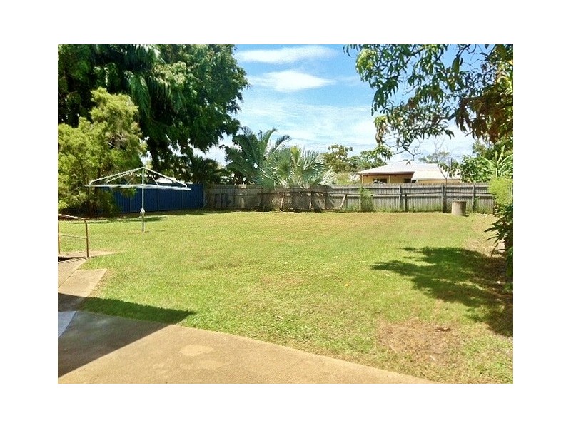27 Paulette Street, West Mackay QLD 4740