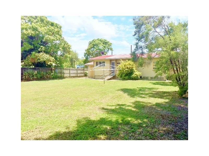 27 Paulette Street, West Mackay QLD 4740