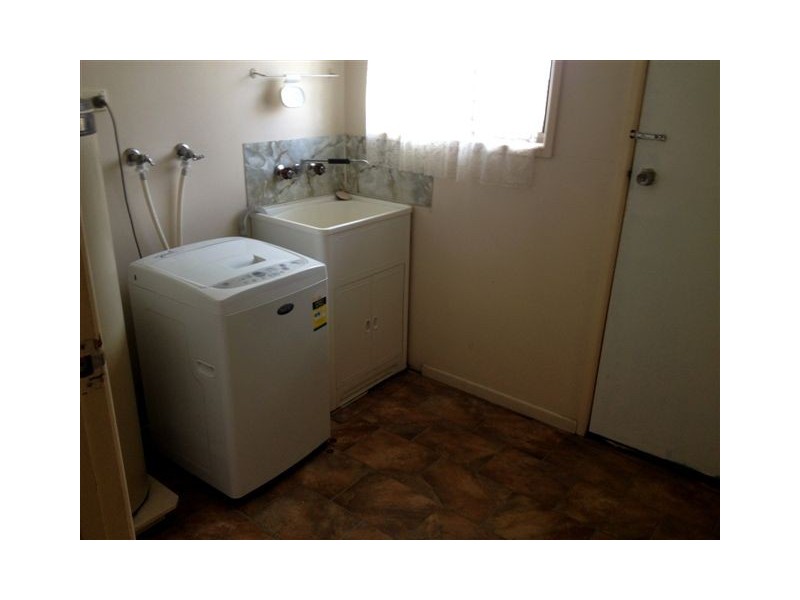 41 Davey Street, Glenella QLD 4740