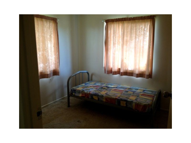 41 Davey Street, Glenella QLD 4740