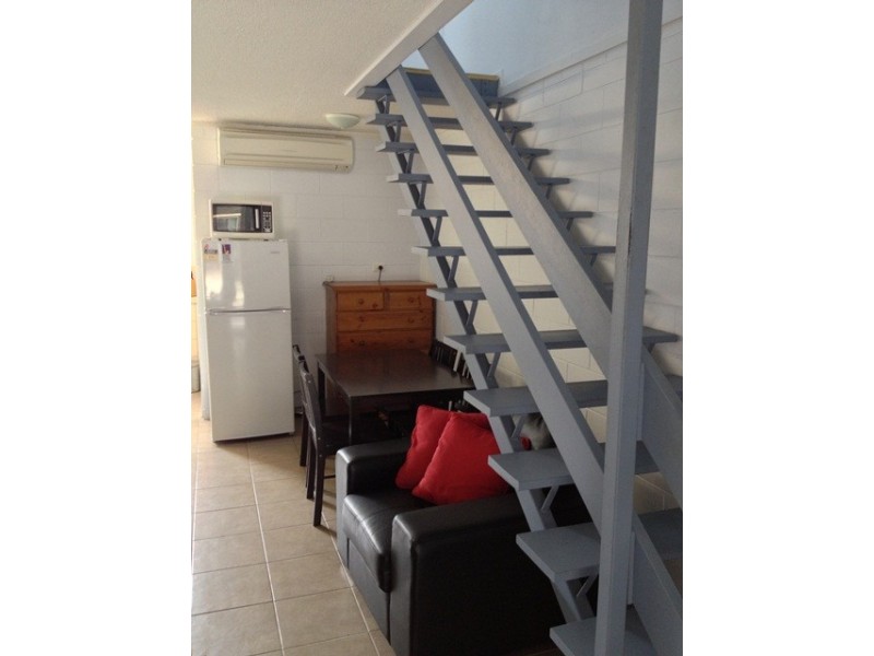 7/11 Porter Street, Mackay QLD 4740