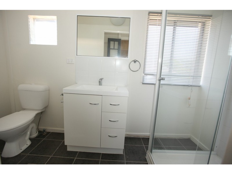 6 Symons Street, South Mackay QLD 4740
