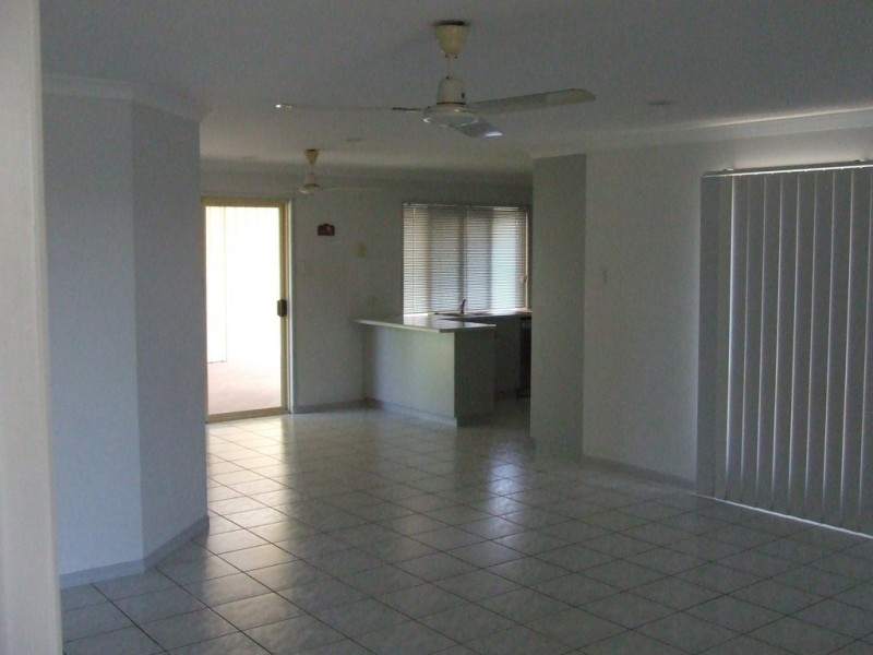 10 Avocado Court, Beaconsfield QLD 4740