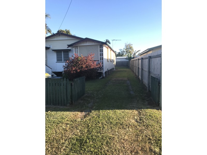 2/1 Cullen Street, West Mackay QLD 4740