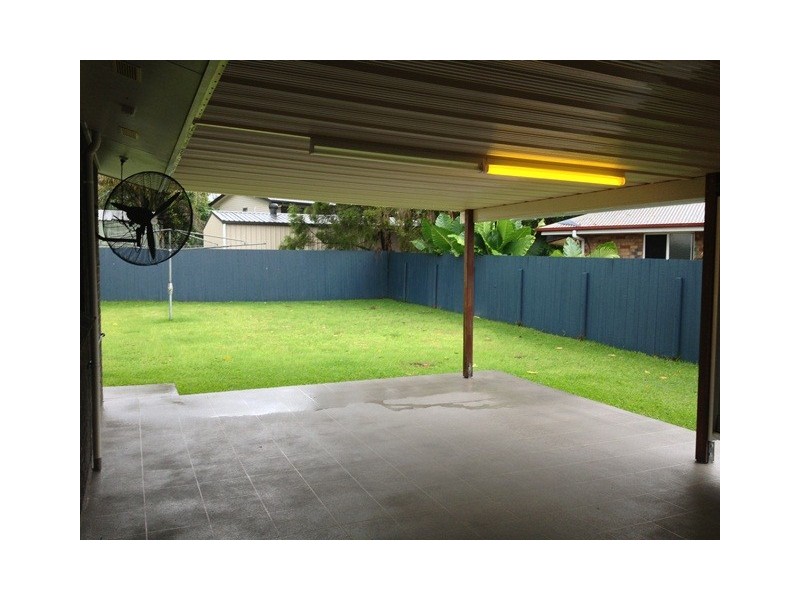 4 Broomdykes Drive, Beaconsfield QLD 4740