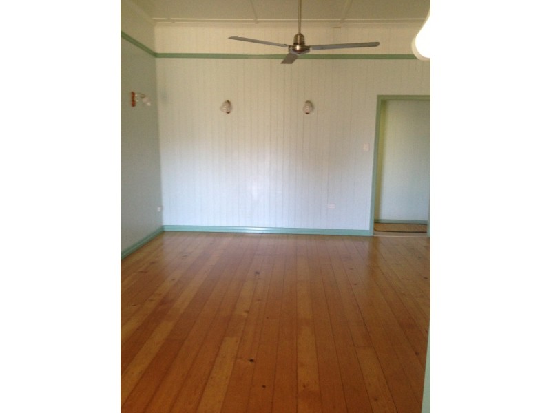 3 Kenmore Street, Mackay QLD 4740