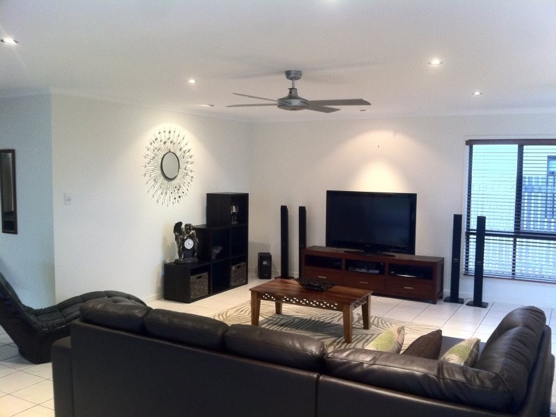 45 Victor Avenue, Glenella QLD 4740