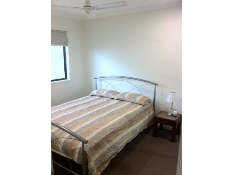 45 Victor Avenue, Glenella QLD 4740