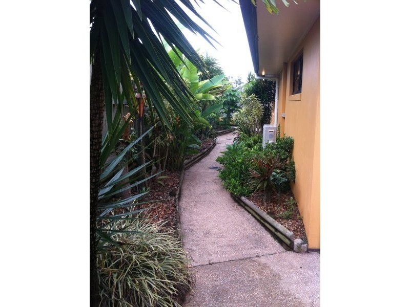 45 Victor Avenue, Glenella QLD 4740