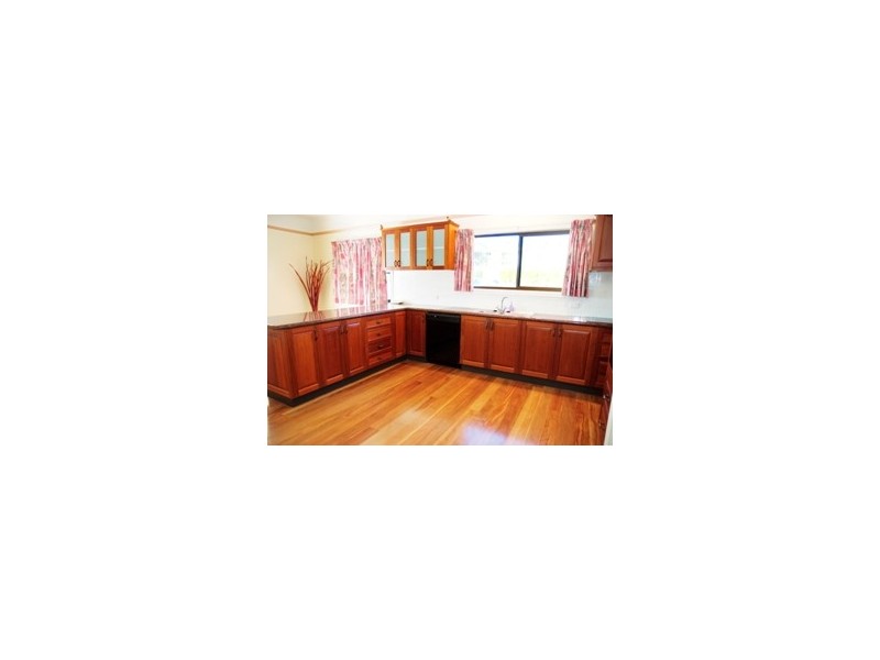 19 Sunrise Place, Blacks Beach QLD 4740