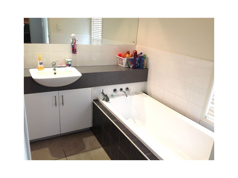 13 Livistonia Street, Andergrove QLD 4740