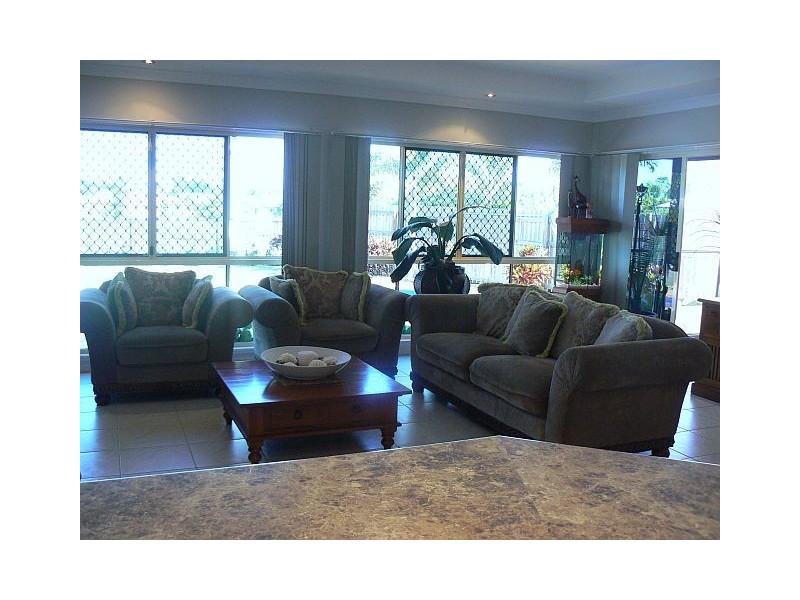 18 Portside Place, Shoal Point QLD 4750