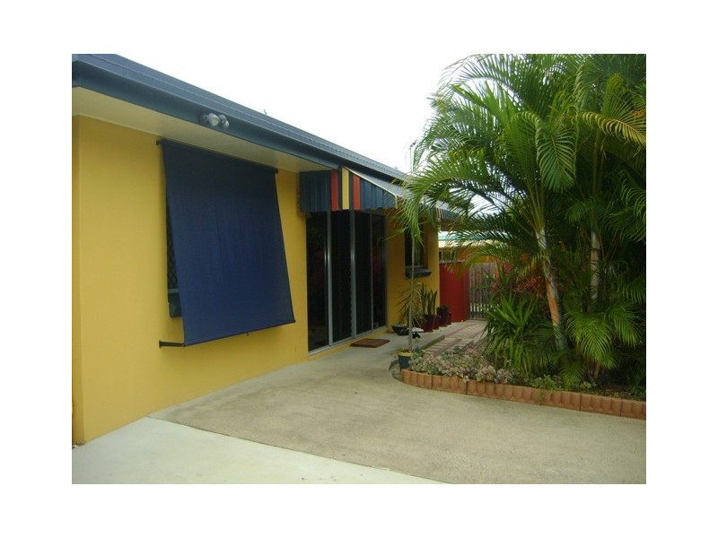 20 Christensen Street, Bucasia QLD 4750