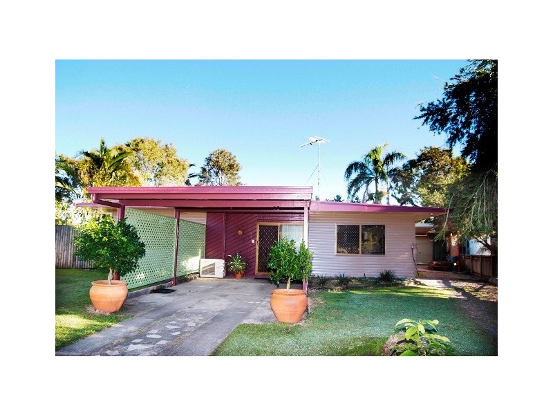 6 Viola Street, Glenella QLD 4740
