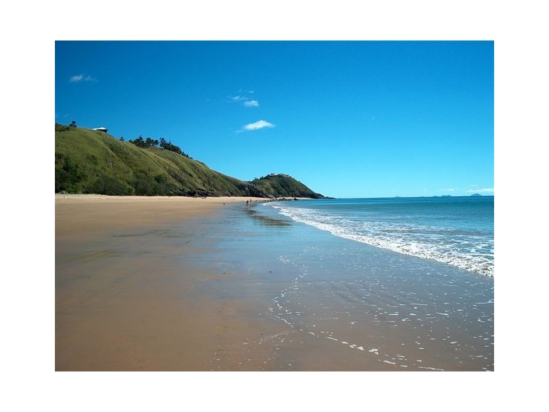 62 Bourke Street, Blacks Beach QLD 4740